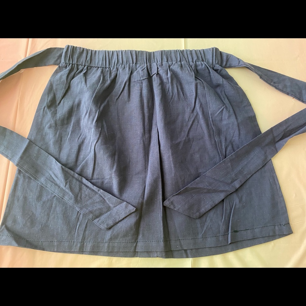 Skirt - Picture 2 of 3